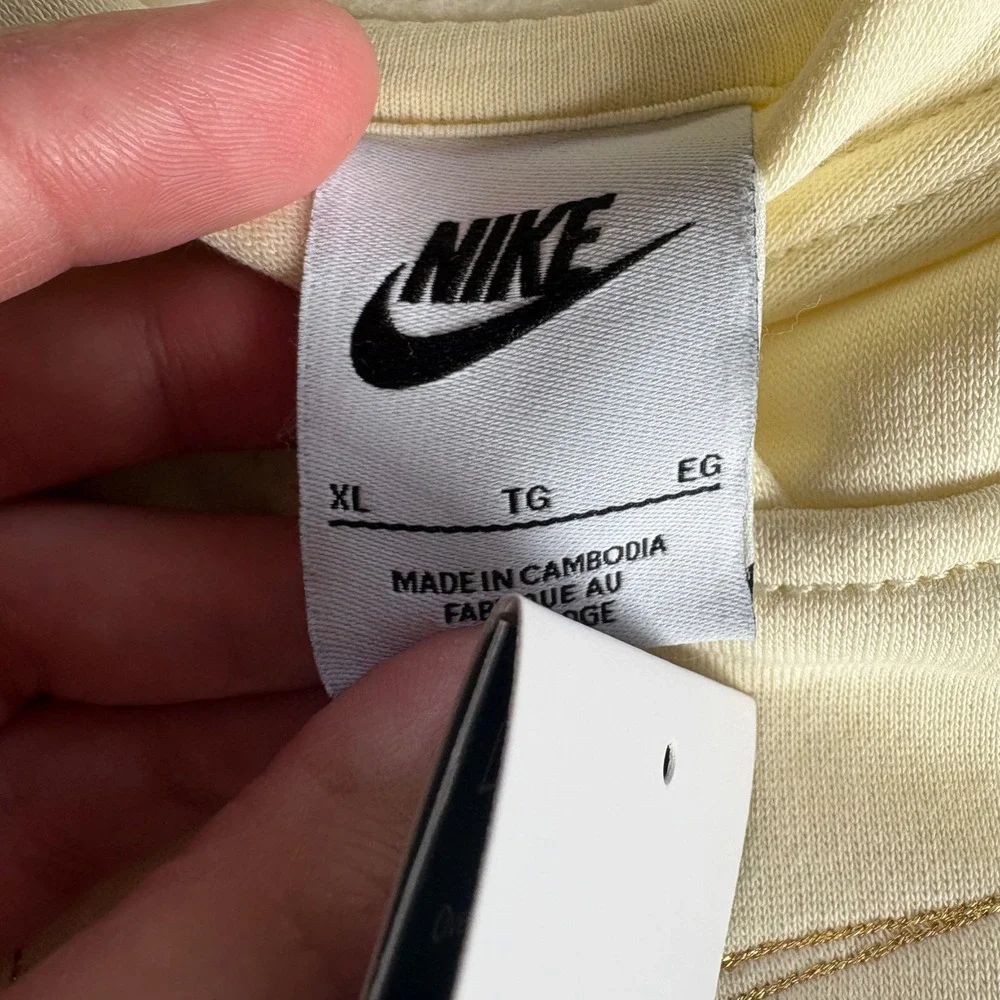 Nike Kids Youth XL Oversized Fit Hoodie Cream Gold Metallic Logo Long Length